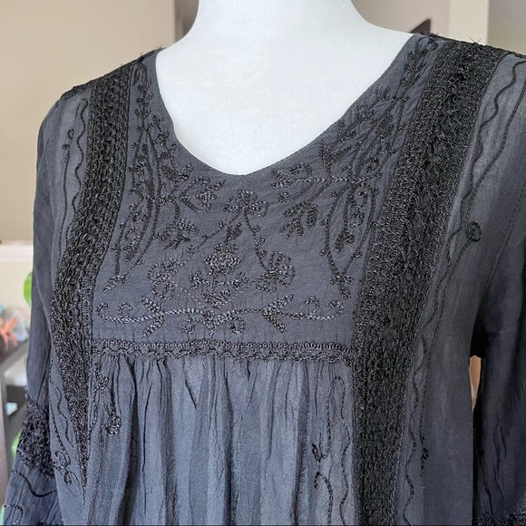 Boho Embroidered tunic - Picture 6 of 9